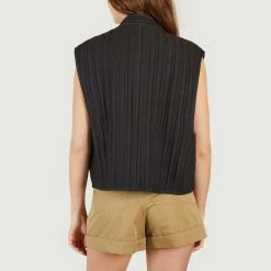 Soeur Veste Tomari -manger de la poussière 145338 soeur vestetomari 03 0800 0800