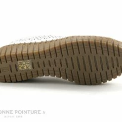 Com Un Point SHERIVKA 7865201 - Chaussure Aeree Blanche -manger de la poussière cd24607c73b9e66c561f35ea11d5d5ef img 1850.jpg 144795